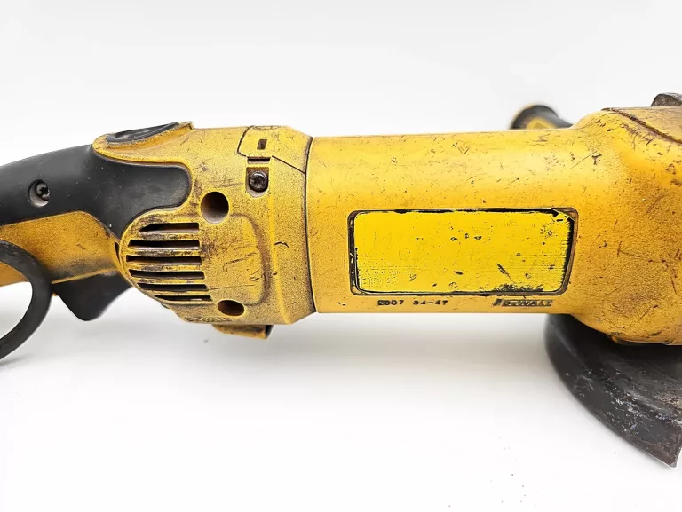 SZLIFIERKA KĄTOWA DEWALT DWE4277