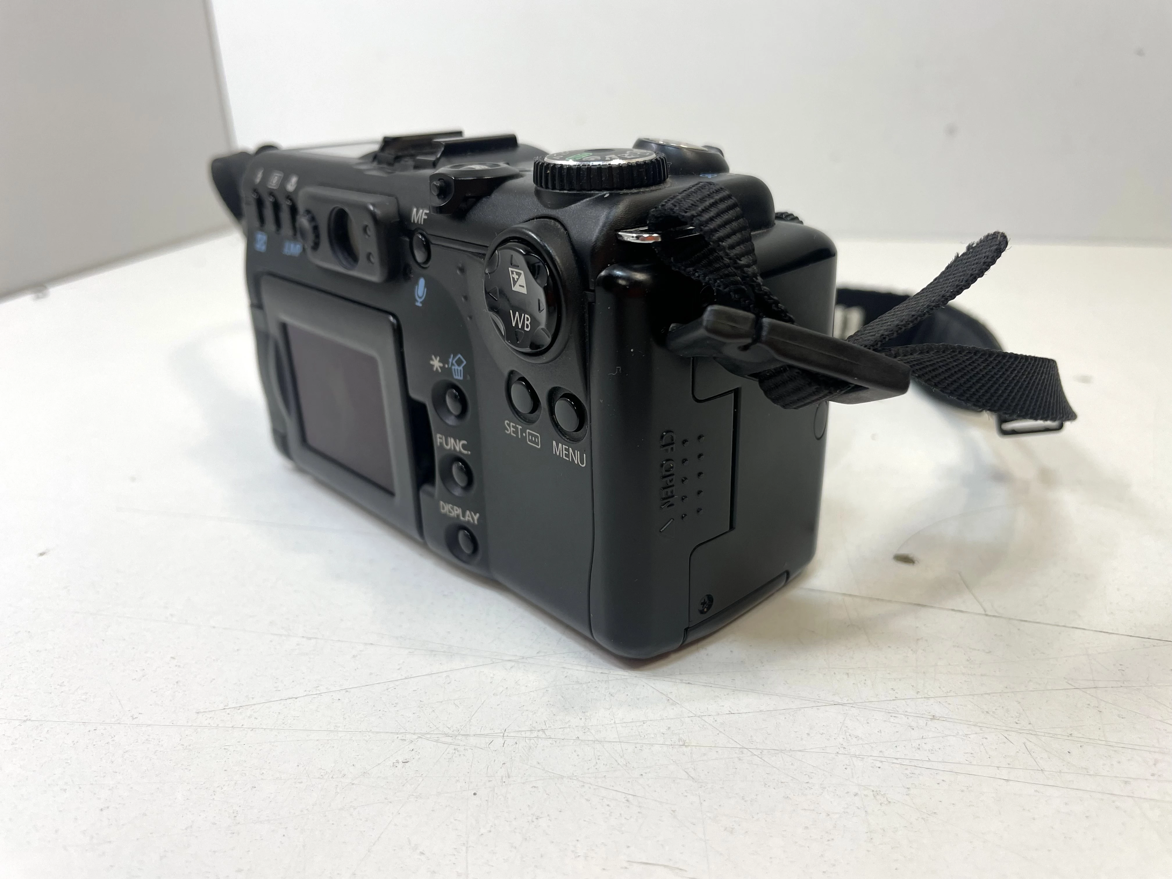 aparat-canon-powershot-g5-pc1049-stabilizacja-14349-8