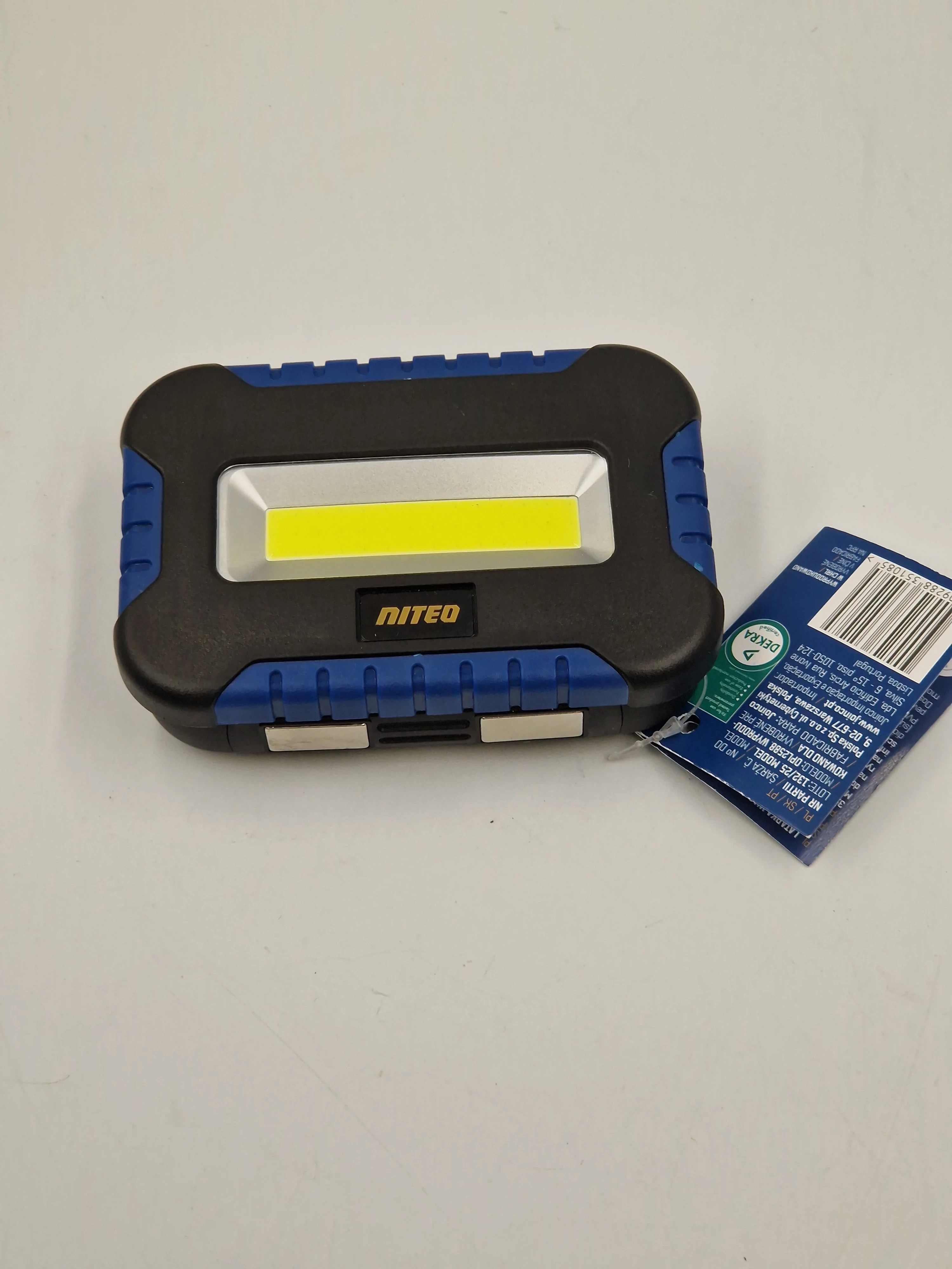 latarka-warsztatowa-niteo-stan-11323-1