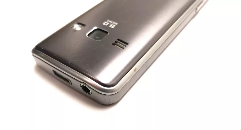 TELEFON SAMSUNG GT-S5611 + ŁADOWARKA