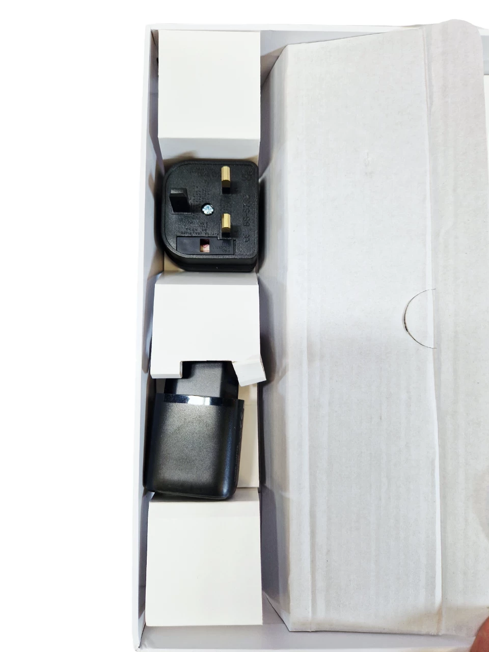 monitor-przenosny-verbatim-pmt-15-4k-156-3840x2160px-ips-dotykowy-ekran-zlacza-206734-1