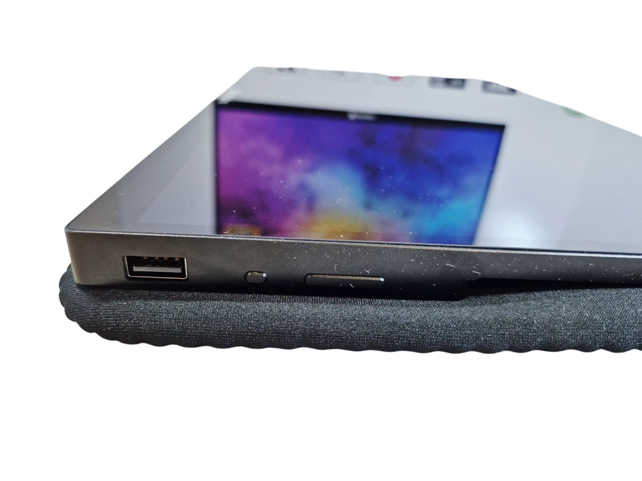 monitor-przenosny-verbatim-pmt-15-4k-156-3840x2160px-ips-dotykowy-ekran-rozdzielczosc-natywna-244609-504317