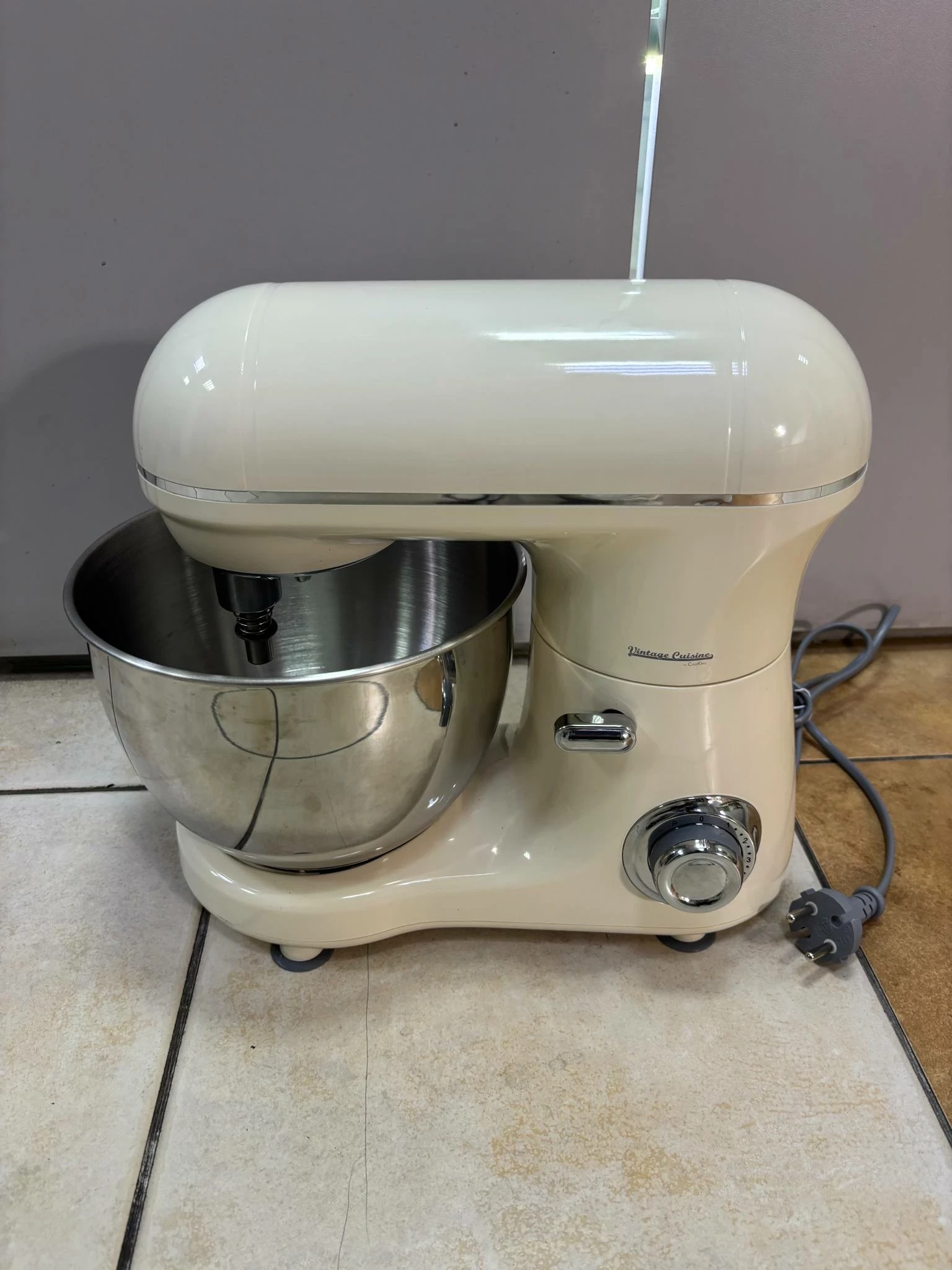 robot-planetarny-vintage-cuisine-800-w-pojm-180665-zwirki-i-wigury-1-myslowice