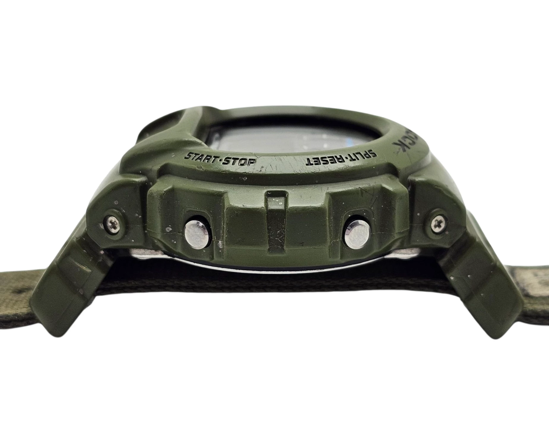 casio-g-shock-dw-6900-koperta-z-limitki-undefeated-pasek-nato-oryginal-wodoszczelnosc-129221-3