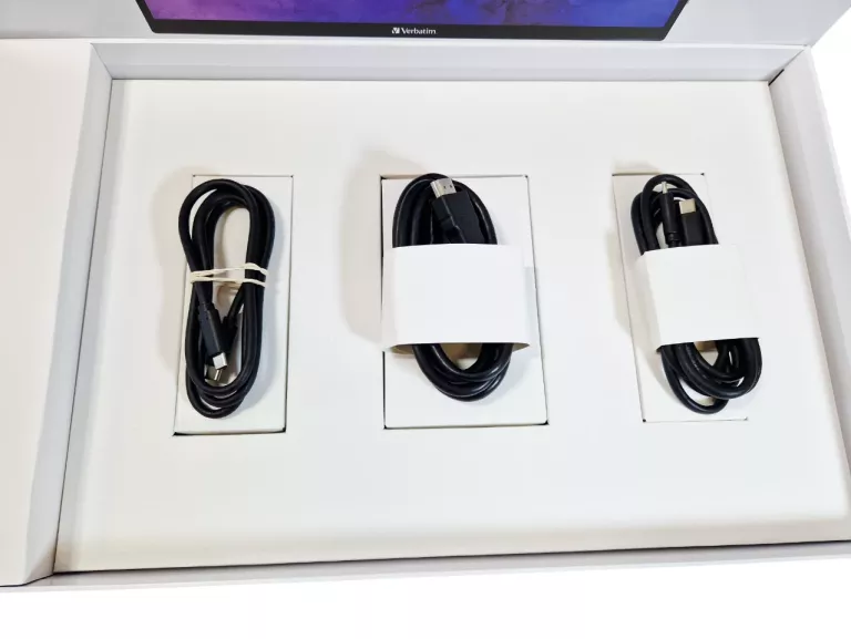 MONITOR PRZENOŚNY VERBATIM PMT-15-4K 15.6" 3840X2160PX IPS DOTYKOWY EKRAN