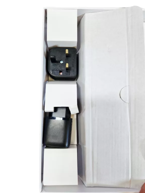 monitor-przenosny-verbatim-pmt-15-4k-156-3840x2160px-ips-dotykowy-ekran-zlacza-206734-1