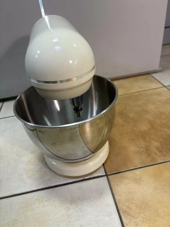 robot-planetarny-vintage-cuisine-800-w-pojm-180665-kolor-dominujacy-129357-1