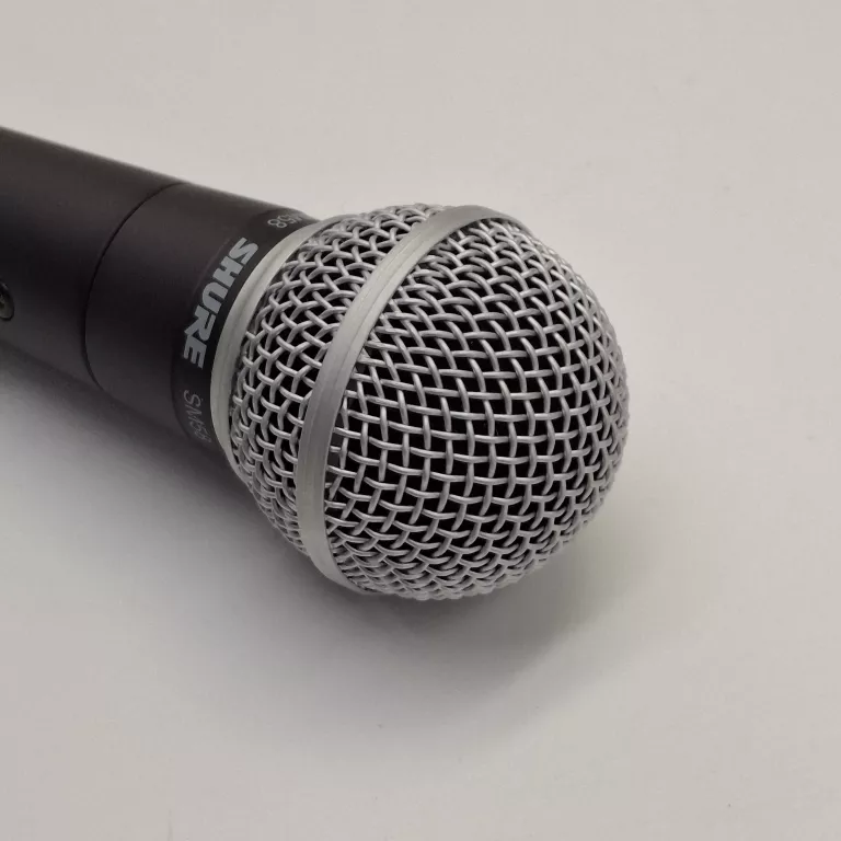 MIKROFON SHURE SM58 Z KABLEM XLR