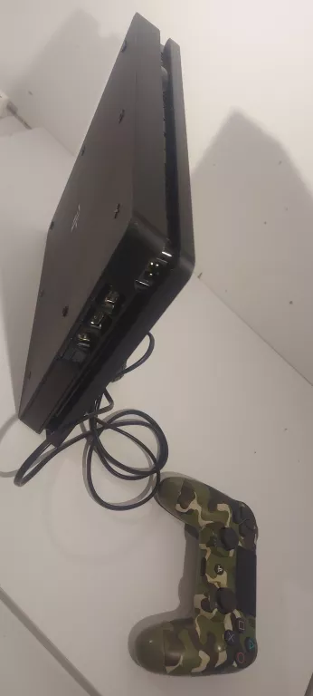 KONSOLA PS4 SLIM 1TB CUH-2216B + PAD SONY