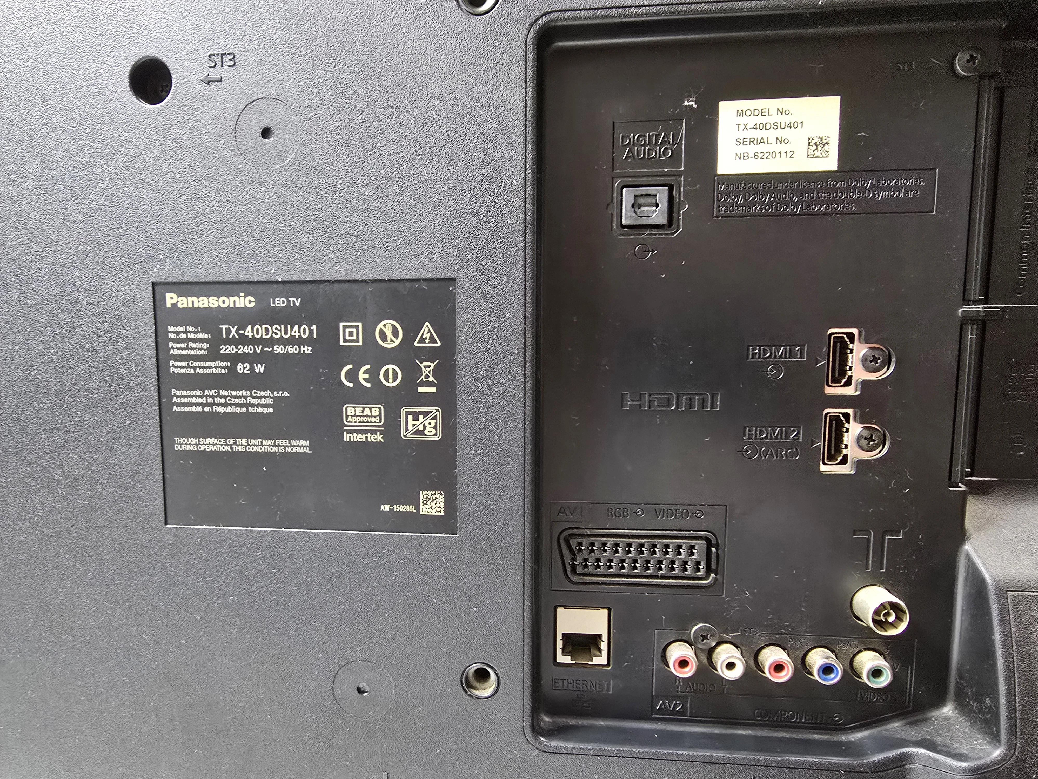 telewizor-led-panasonic-viera-tx-40dsu401-40-full-hd-czarny-smart-tv-typ-telewizora-211486-250142