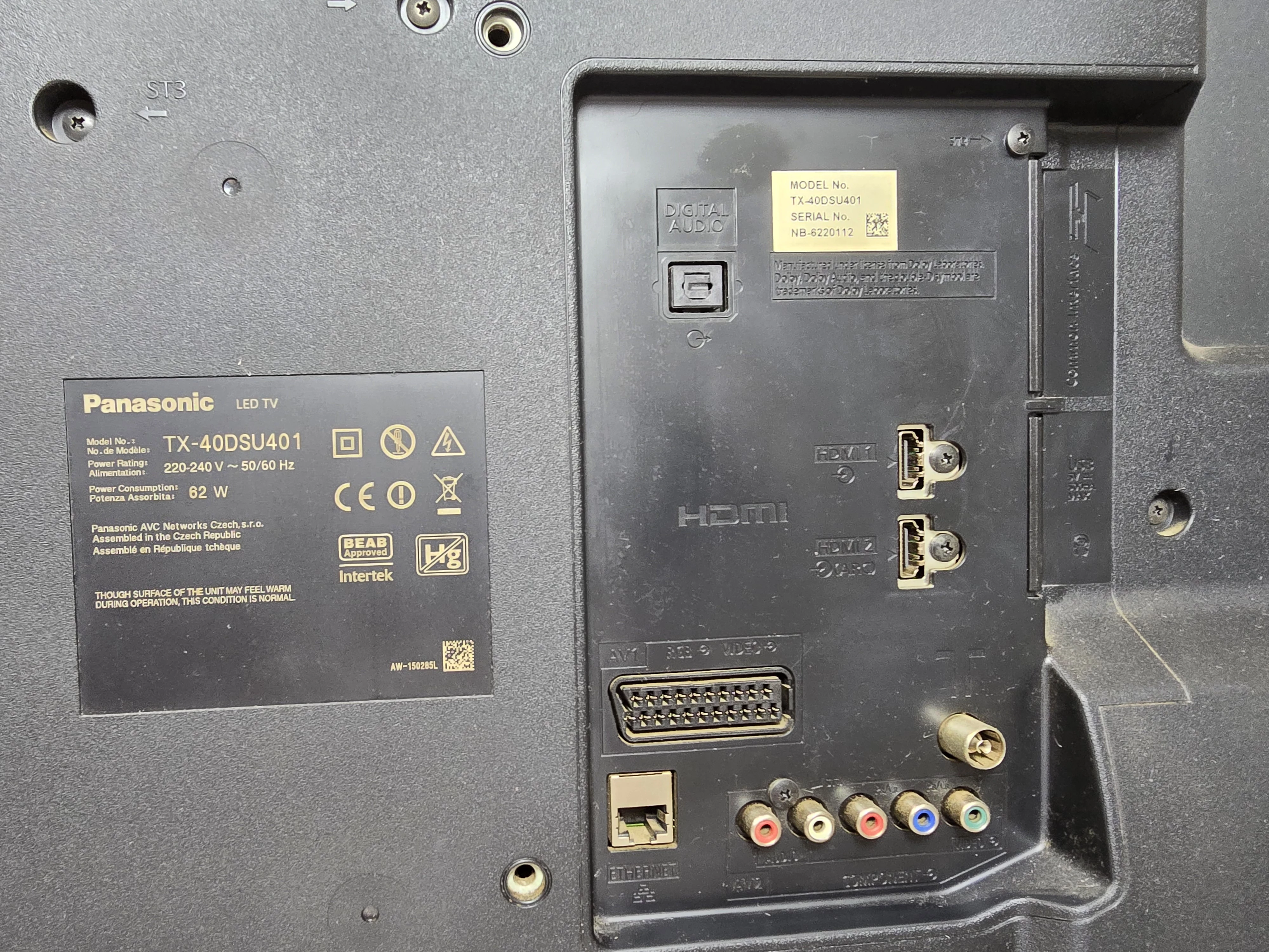 telewizor-led-panasonic-viera-tx-40dsu401-40-full-hd-czarny-smart-tv-kod-producenta-tx-40dsu401