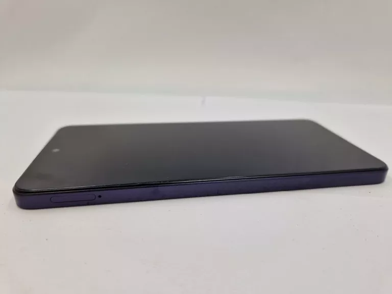 TELEFON REALME 11 5G 8GB/256GB PUDEŁKO