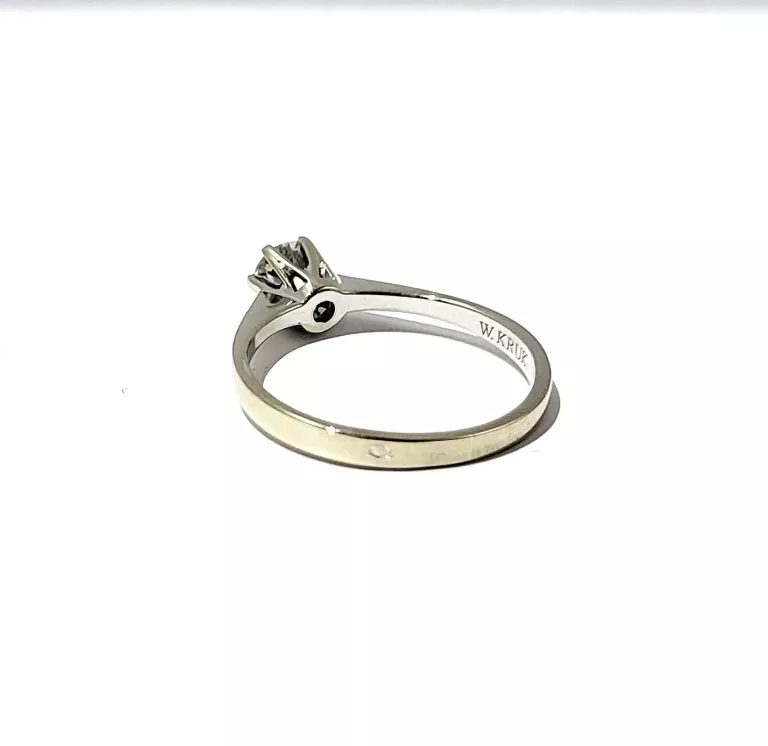 PIĘKNY ZŁOTY PIERŚCIONEK 585 1,91 G 0,38CT R.14