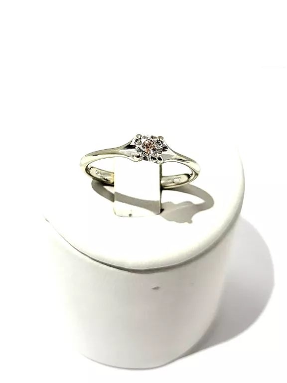 ŚLICZNY ZŁOTY PIERŚCIONEK 585 2,16 G 0,26 CT R.16