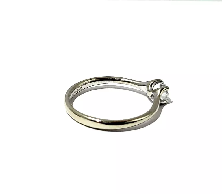 ŚLICZNY ZŁOTY PIERŚCIONEK 585 2,16 G 0,26 CT R.16