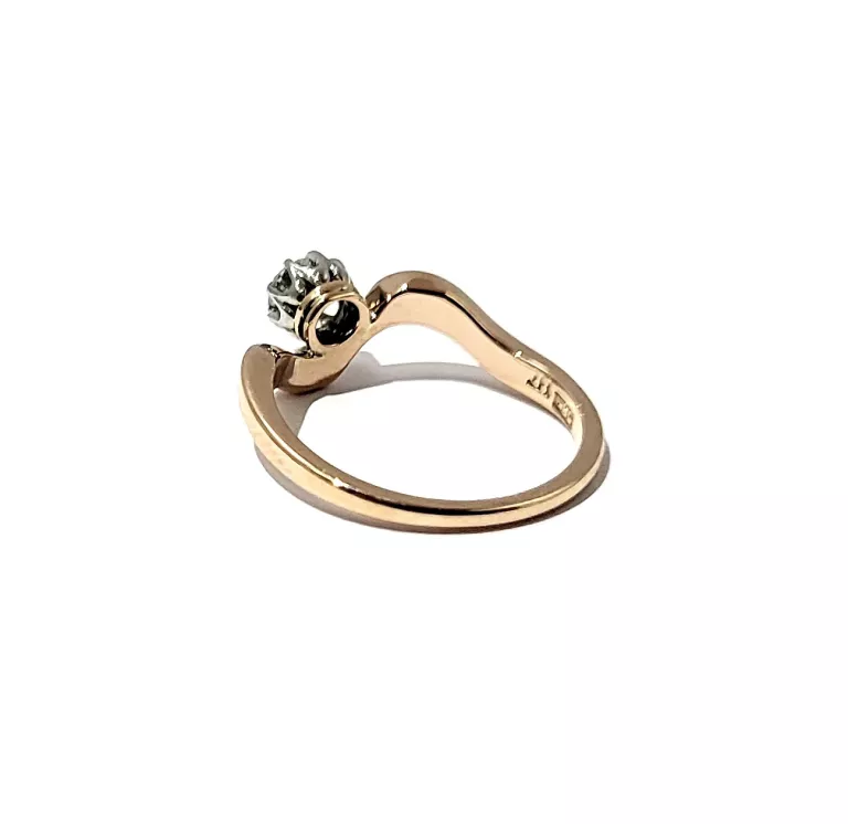 ŚLICZNY ZŁOTY PIERŚCIONEK Z DIAMENTAMI 2,99 G 585 0.26 CT R.13
