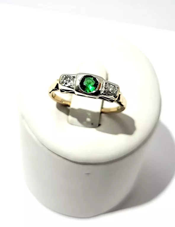 ŚLICZNY ZŁOTY PIERŚĆIONEK Z DIAMENTAMI 585 2,49 G 0,28 CT R.16