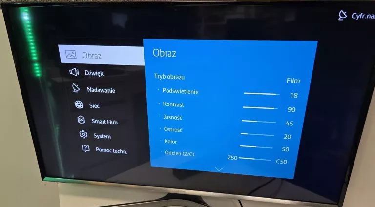 TV SAMSUNG UE32J5500 + PILOT