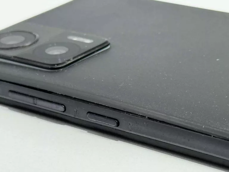 moto-neo-30-odklejona-tylna-klapka-ean-gtin-840023237997