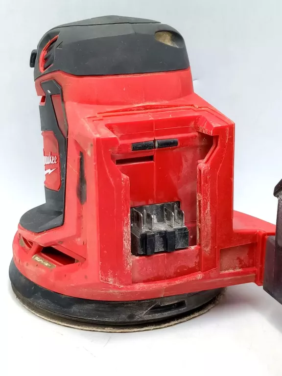 SZLIFIERKA MILWAUKEE M18 BOS125 + AKU 8.0AH