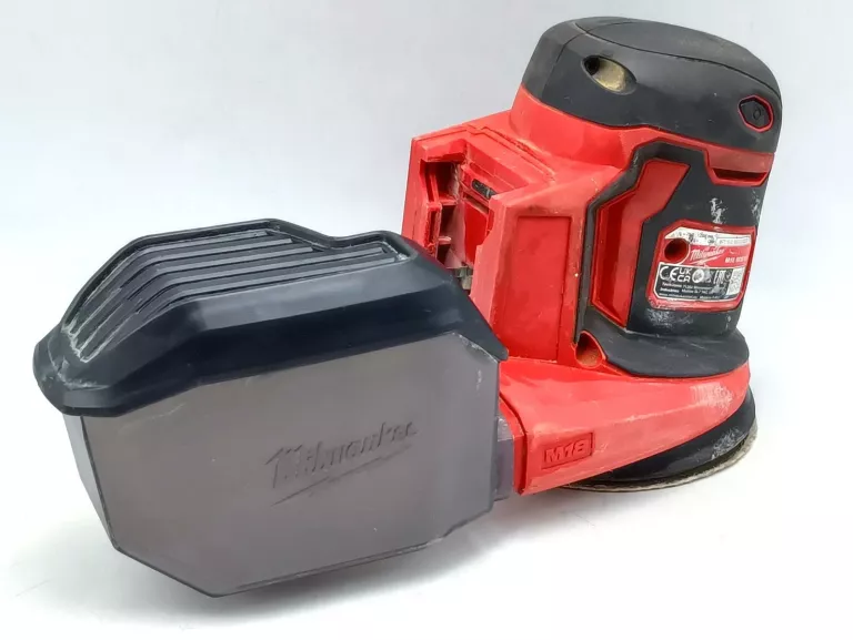 SZLIFIERKA MILWAUKEE M18 BOS125 + AKU 8.0AH