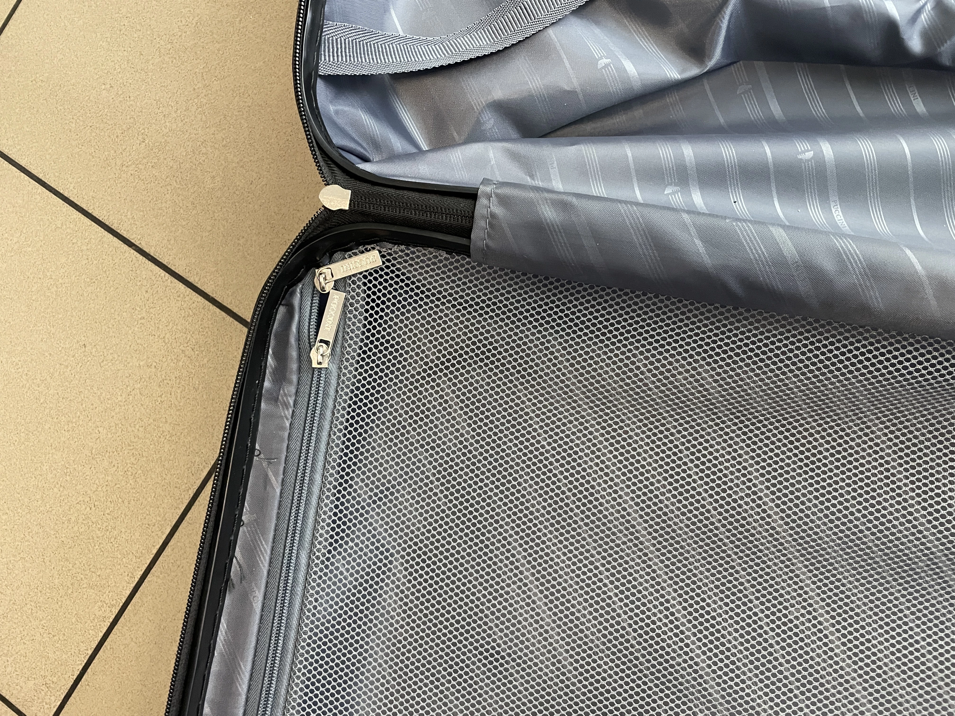 walizka-srednia-abs-puccini-granatowa-abs016b-7a-wielkosc-203937-218445