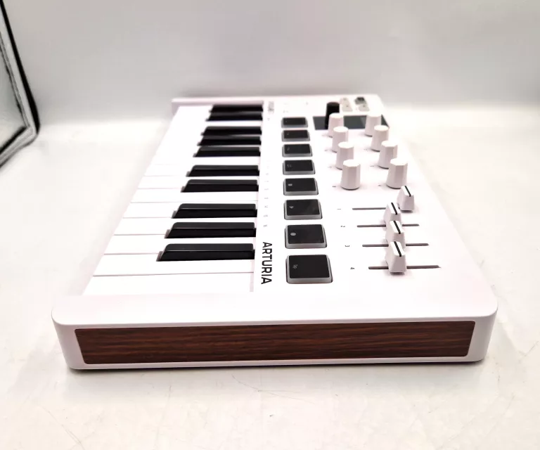 ARTURIA MINILAB 3 KLAWIATURA STERUJĄCA MIDI