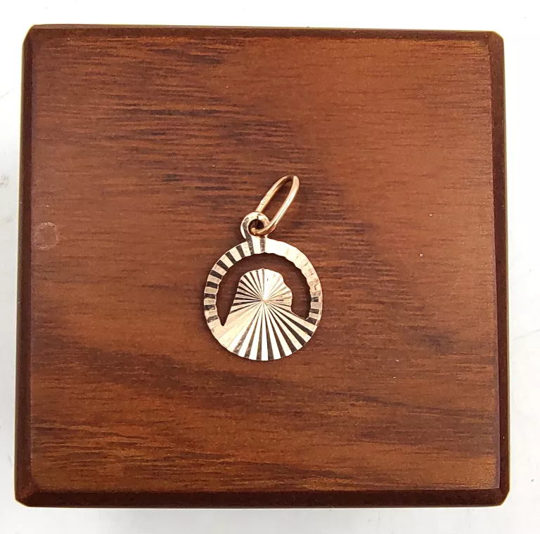 PIĘKNA ZŁOTA  ZAWIESZKA MATKA BOSKA 0,95G/585