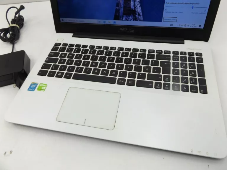 LAPTOP ASUS I3-4005U 1,7GHZ 920M 4/1000GB QCWB335
