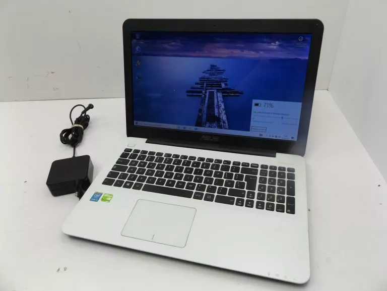 LAPTOP ASUS I3-4005U 1,7GHZ 920M 4/1000GB QCWB335