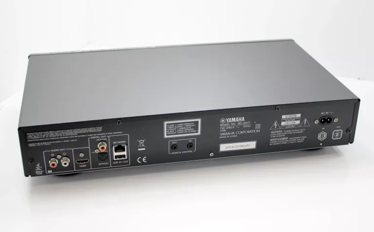 ODTWARZACZ BLUE-RAY YAMAHA BD-S677