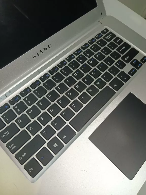 LAPTOP KIANO SLIMNOTE 14.1 TYLKO NA ZASILACZU