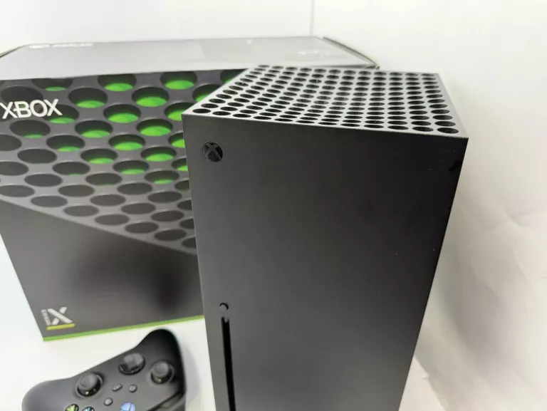 KONSOLA XBOX SERIES X 1TB KOMPLET