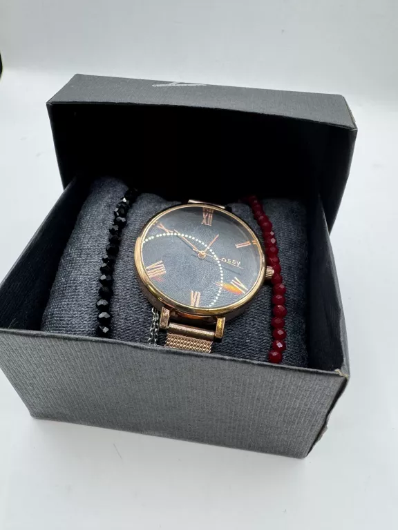 ZEGAREK CLASSY DESIGNED IN POLAND
