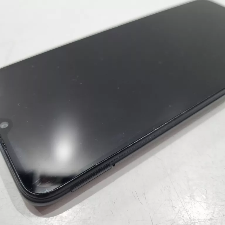 POCO C40 4GB 64GB AND11 PĘKNIETY EKRAN
