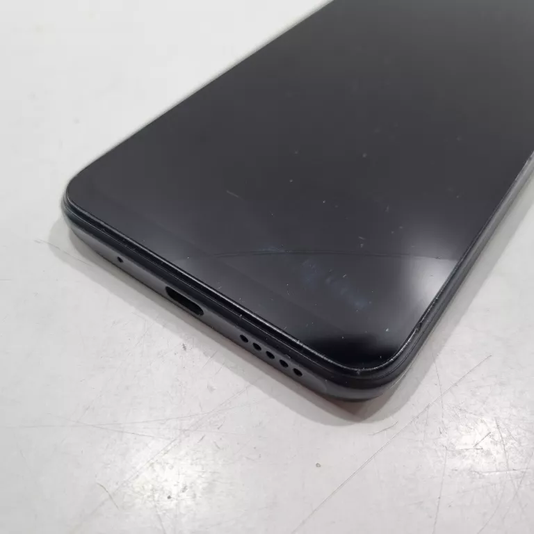 POCO C40 4GB 64GB AND11 PĘKNIETY EKRAN