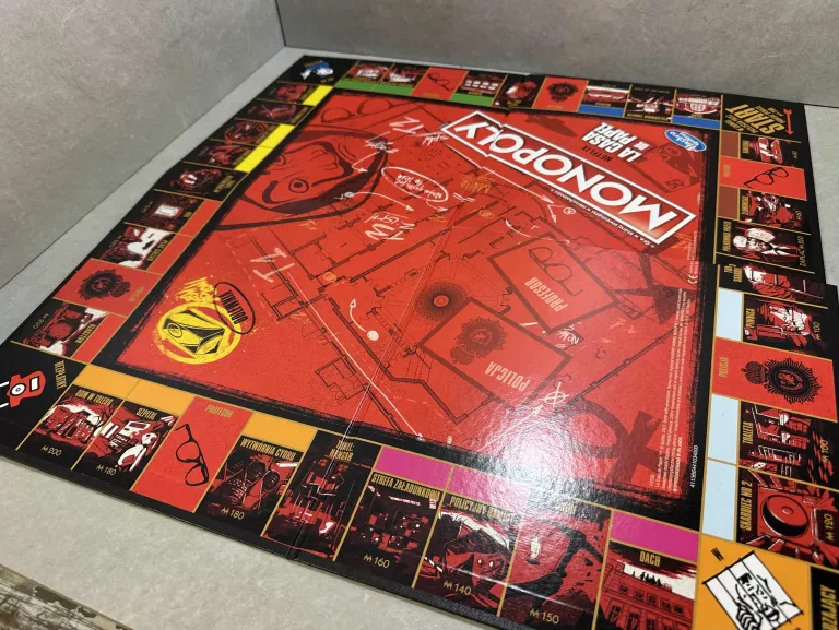 MONOPOLY DOM Z PAPIERU