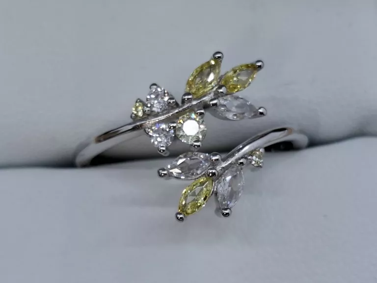 srebrny-pierscionek-z-zielono-bialymi-cyrkoniami-listek-925-r15-23g-stan-11323-238058