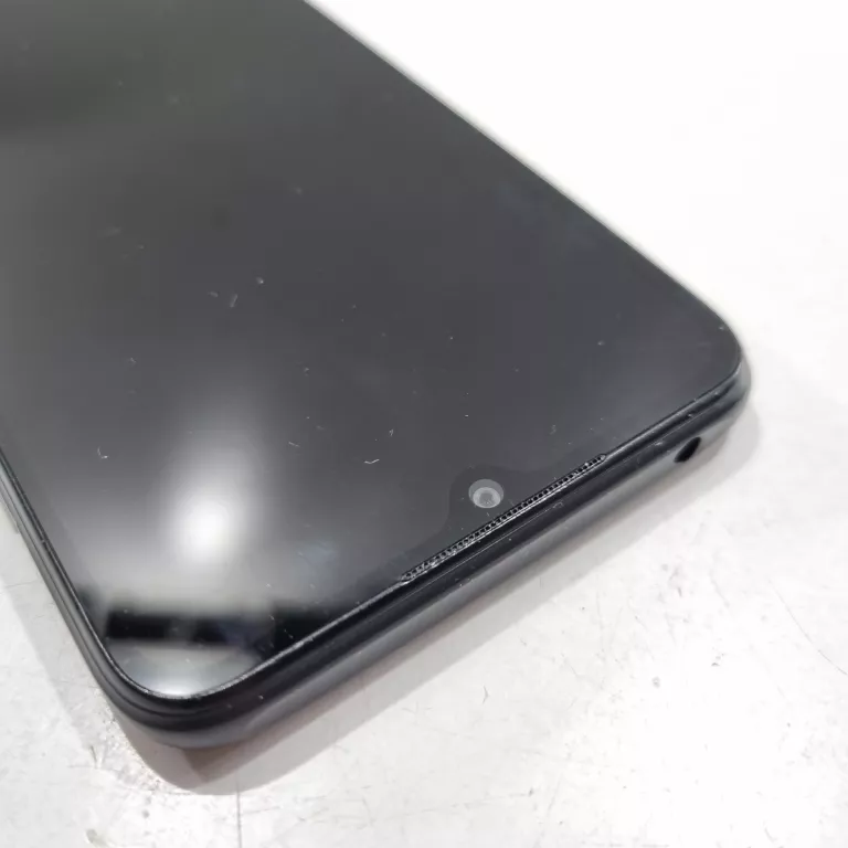 POCO C40 4GB 64GB AND11 PĘKNIETY EKRAN