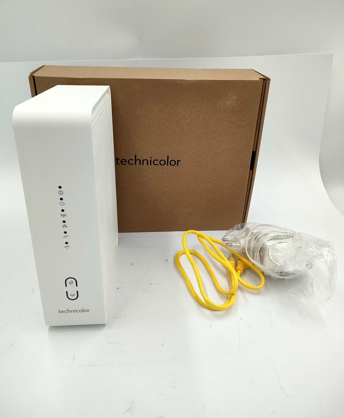 router-technicolor-cga-2121-okazja-rynek-4-chodziez