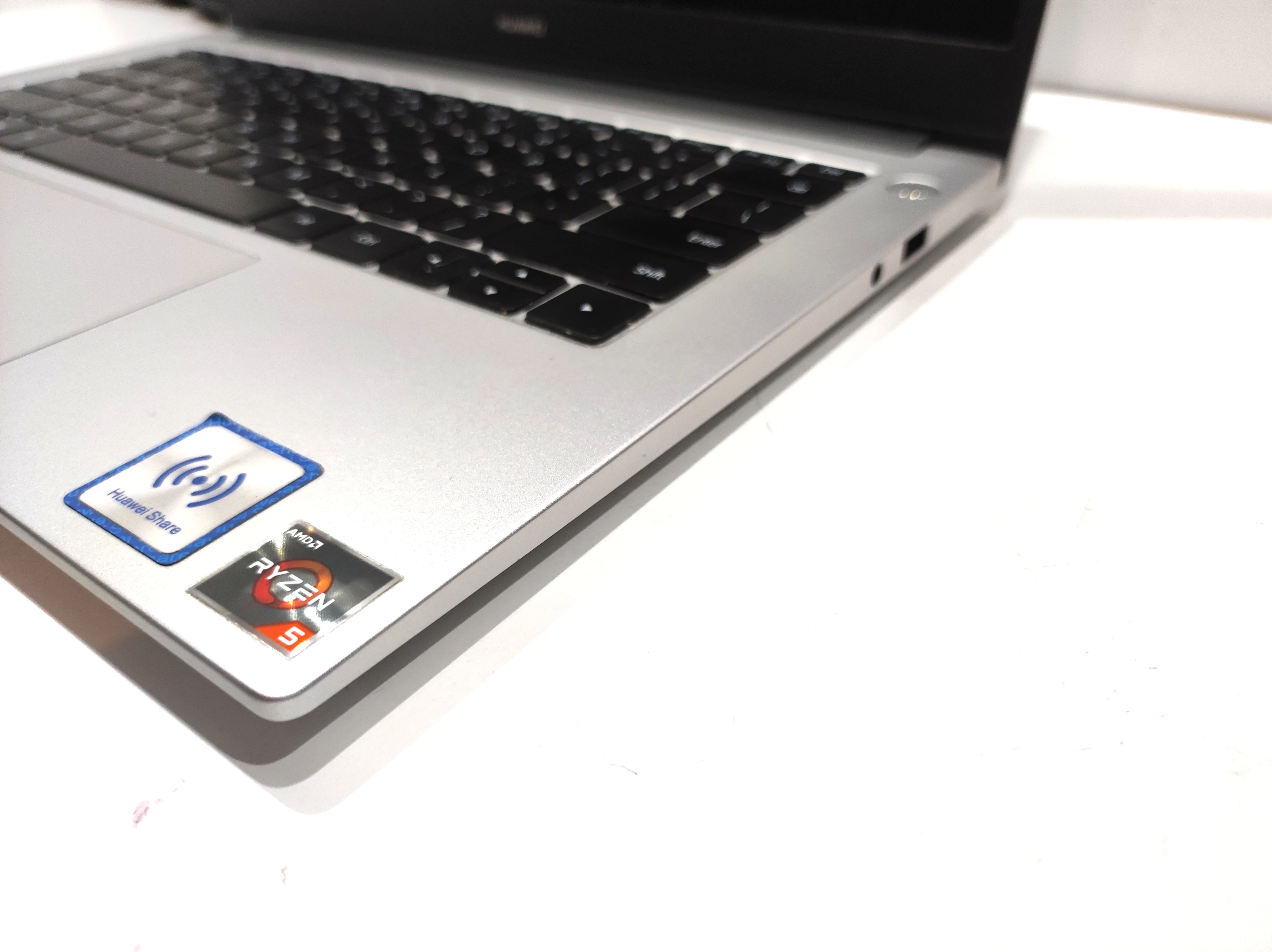 laptop-huawei-matebook-d14-14-nbl-waq9r-8512gb-stan-11323-2