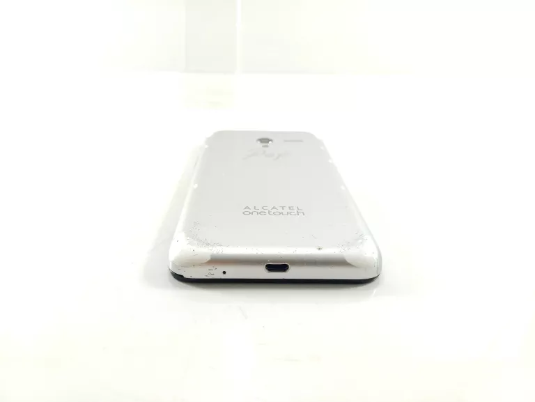 TELEFON ALCATEL ONE TOUCH POP 3 5 1 GB / 8 GB 4G (LTE) SREBRNY OPIS