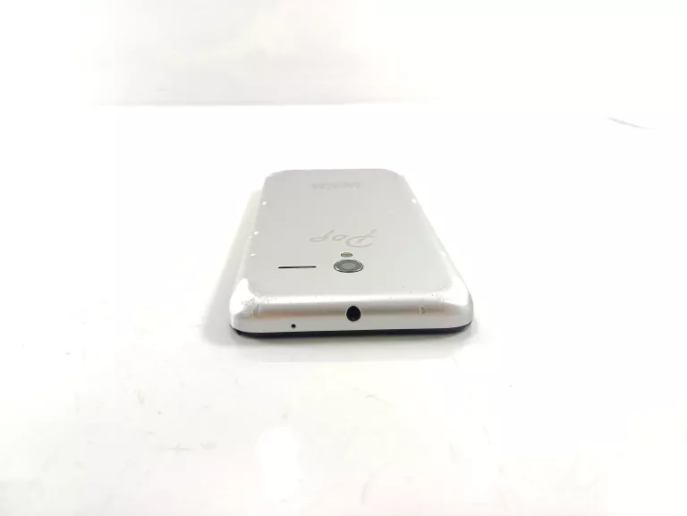 TELEFON ALCATEL ONE TOUCH POP 3 5 1 GB / 8 GB 4G (LTE) SREBRNY OPIS