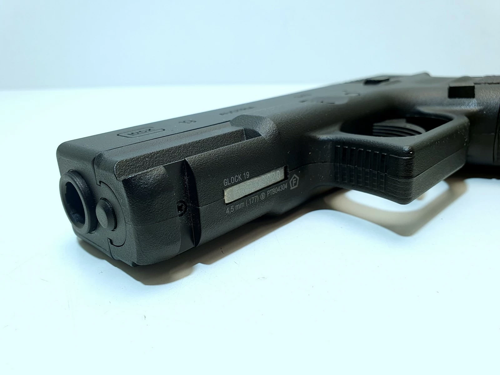 wiatrowka-glock-gbb-gen-4-blowback-45mm-stan-11323-2