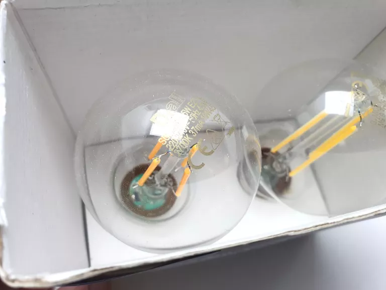 zarowki-led-kulka-e27-2700k-oraz-4000k-barwa-swiatla-24234-6