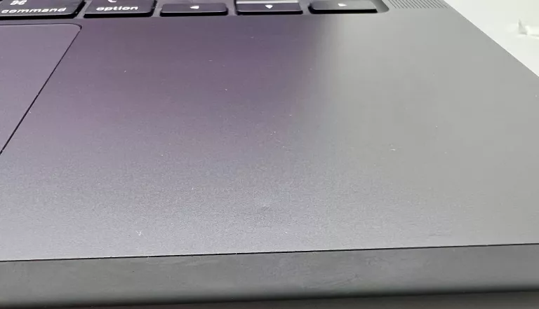 LAPTOP MACBOOK PRO A3401 M4 PRO SSD 512GB 24GB RAM KOMPLET STAN BDB