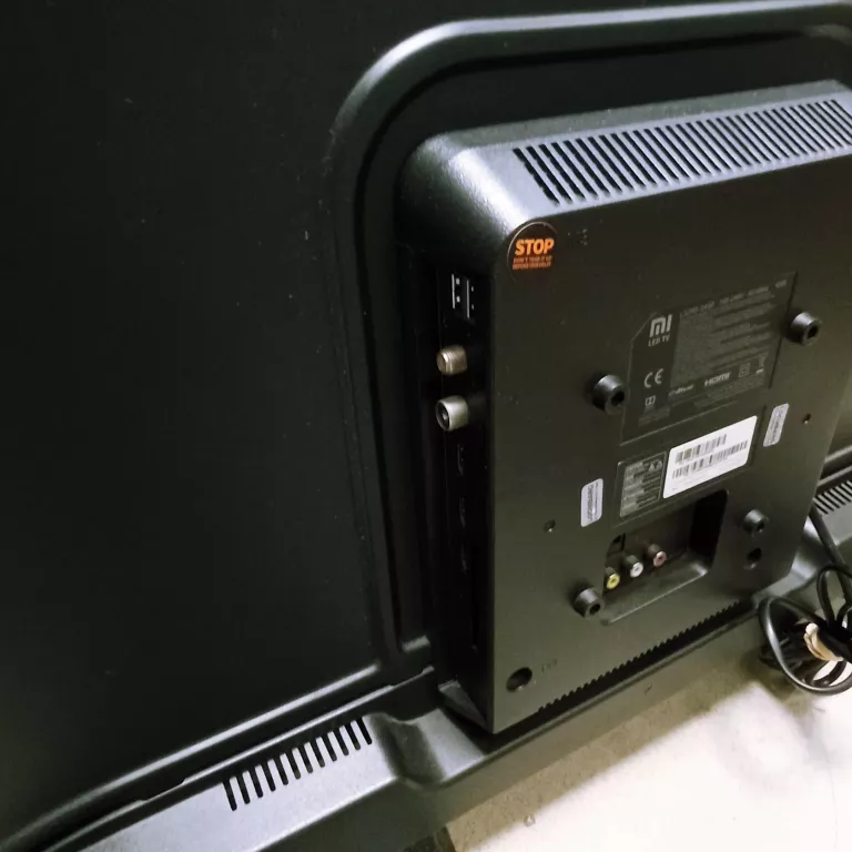 telewizor-xiaomi-l32m55asp-przekatna-ekranu-cale-3200