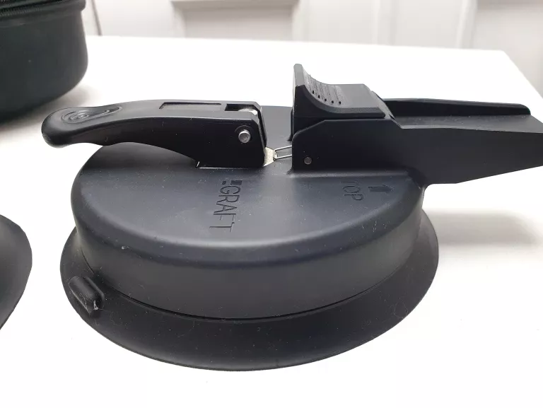 graft-uchwyt-na-markize-stope-markizy-graft-2-sztuki-w-etui-marka-248811-958954