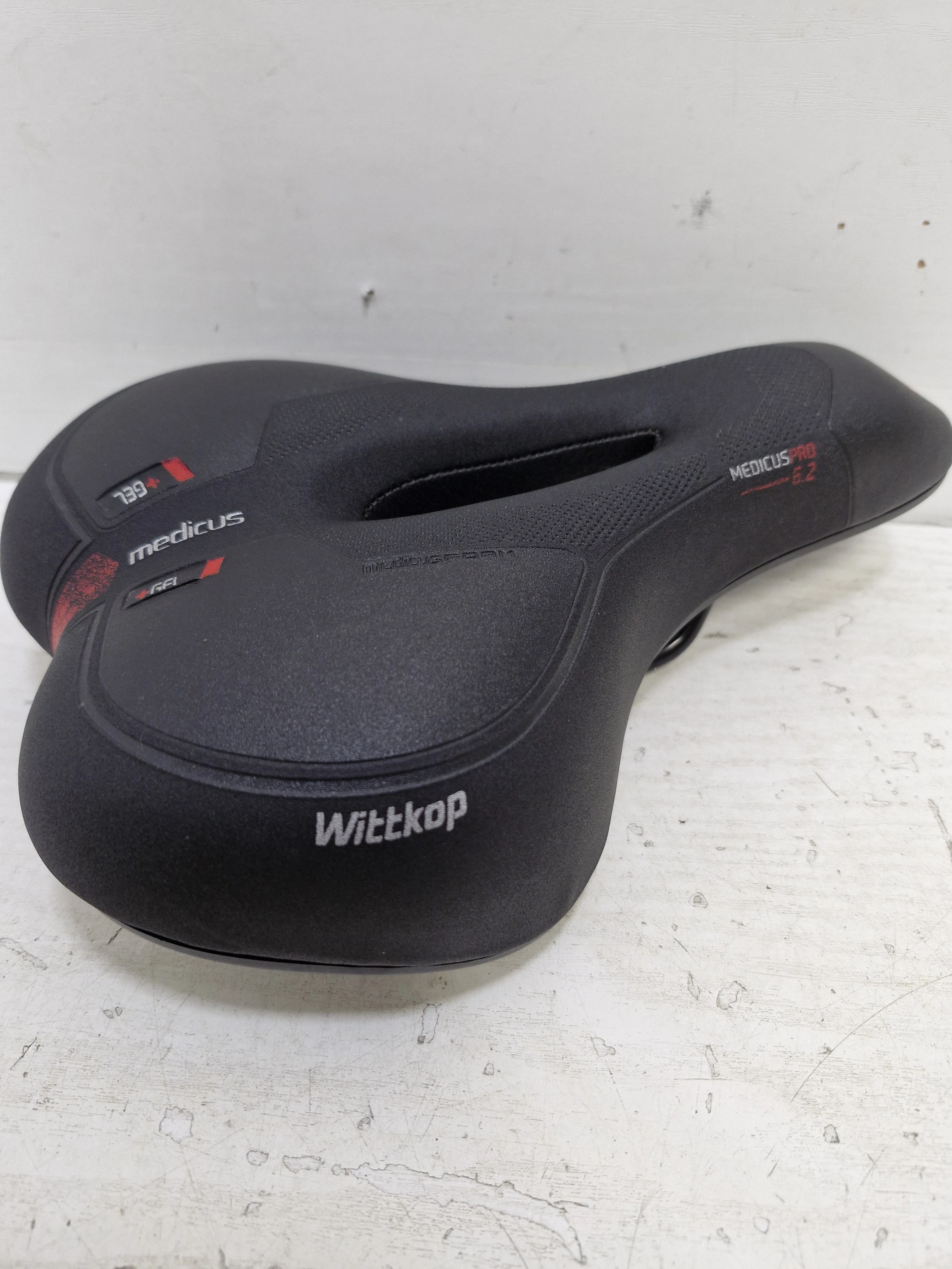 siodelko-rowerowe-wittkop-medicus-pro-62-ean-gtin-6975708928182