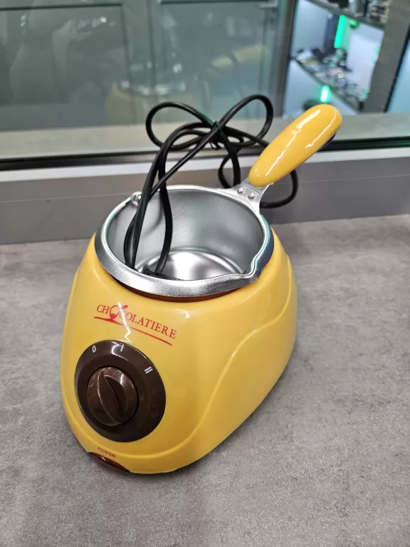 GARNEK ELEKTRYCZNY DO TOPIENIA CZEKOLADY